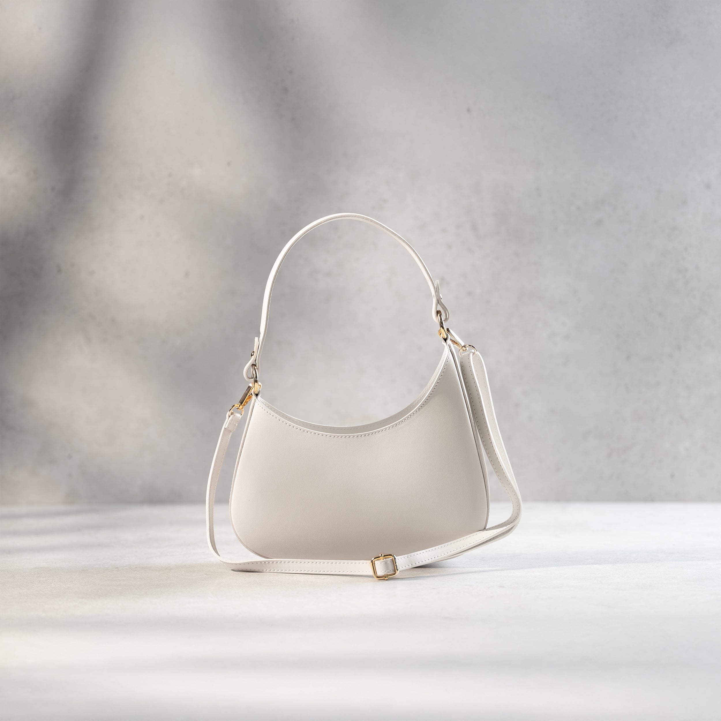 Idées cadeaux femme Noël : sacs à main en cuir élégants