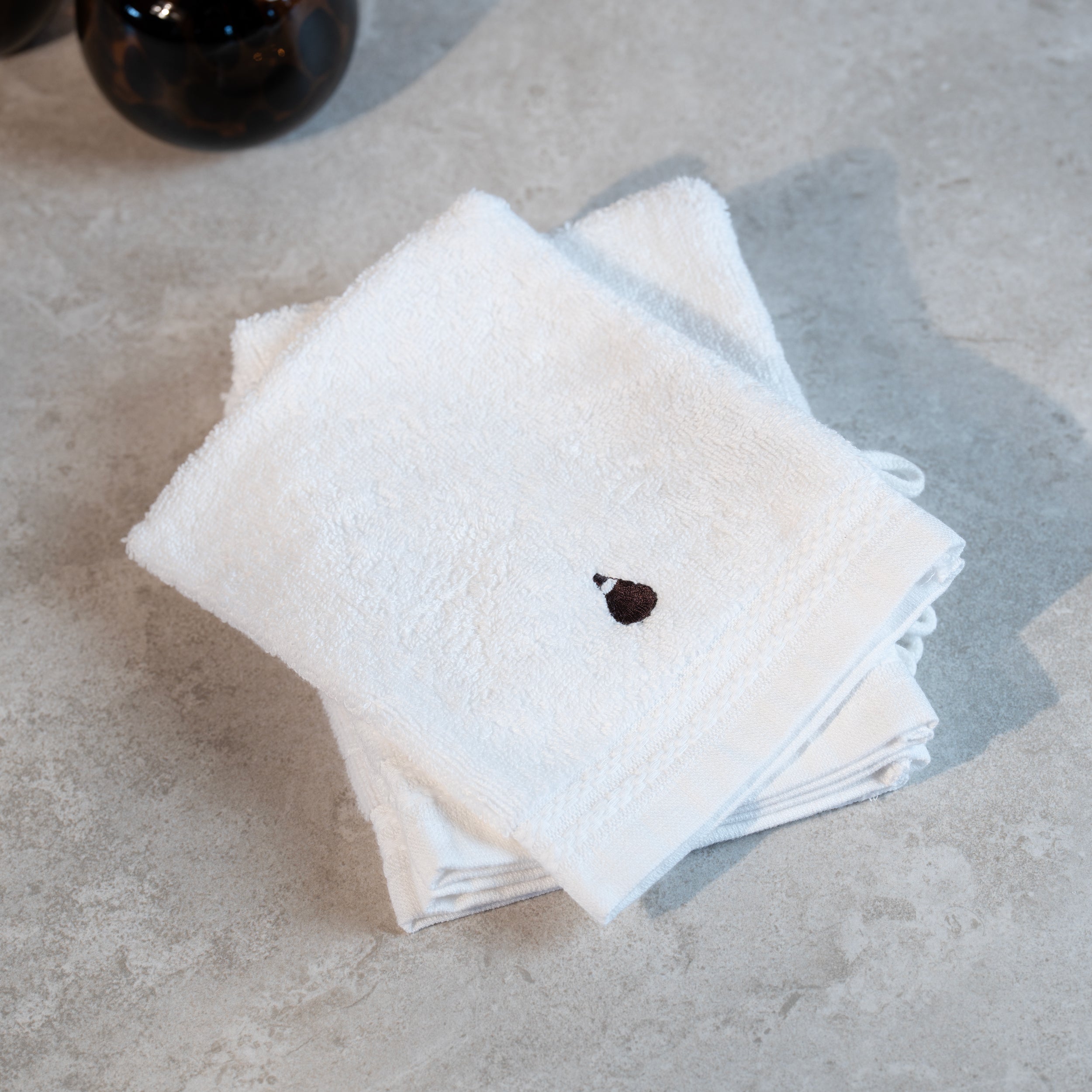 Gant de toilette blanc brodé - Traversée des Rêves