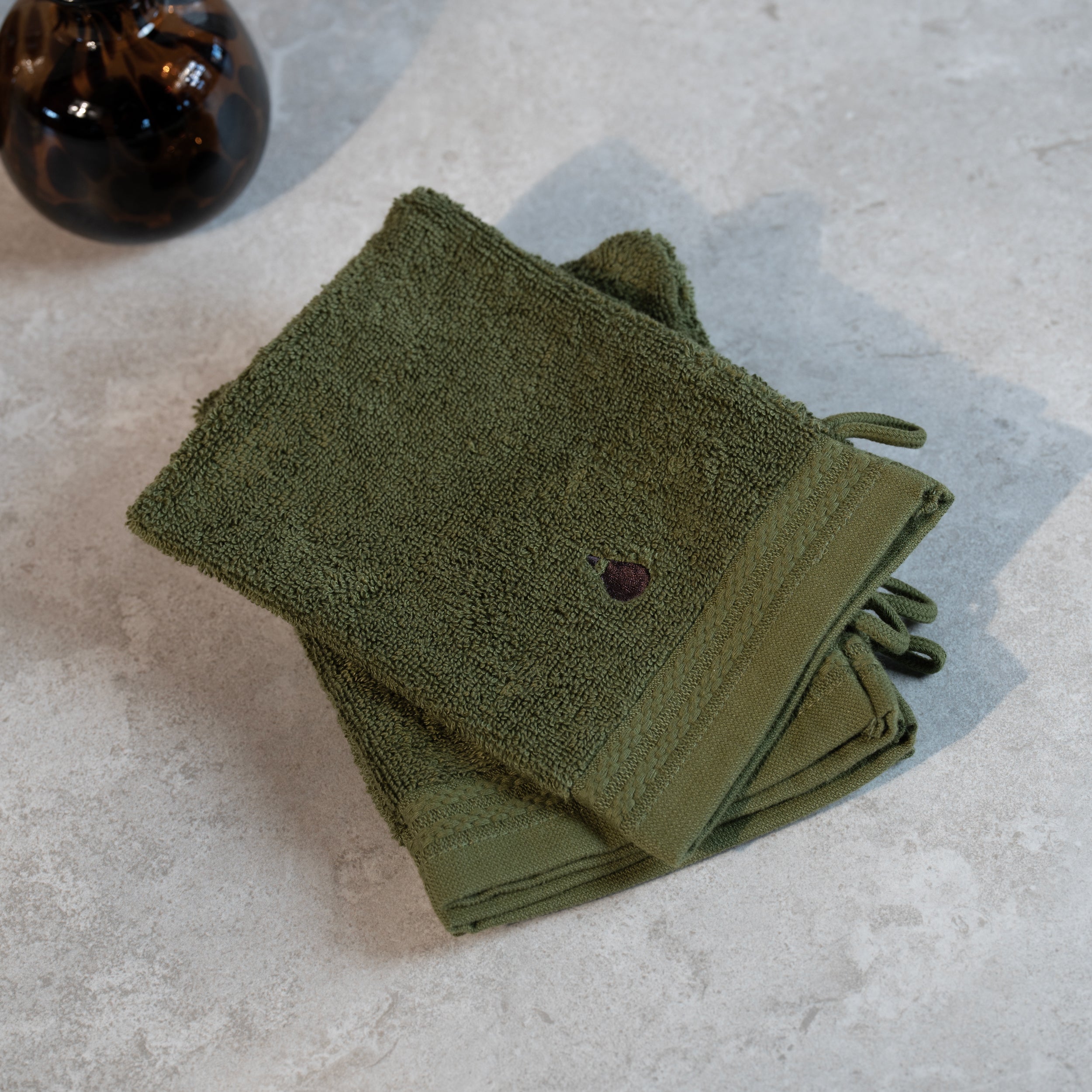 Gant de toilette vert brodé - Traversée des Rêves