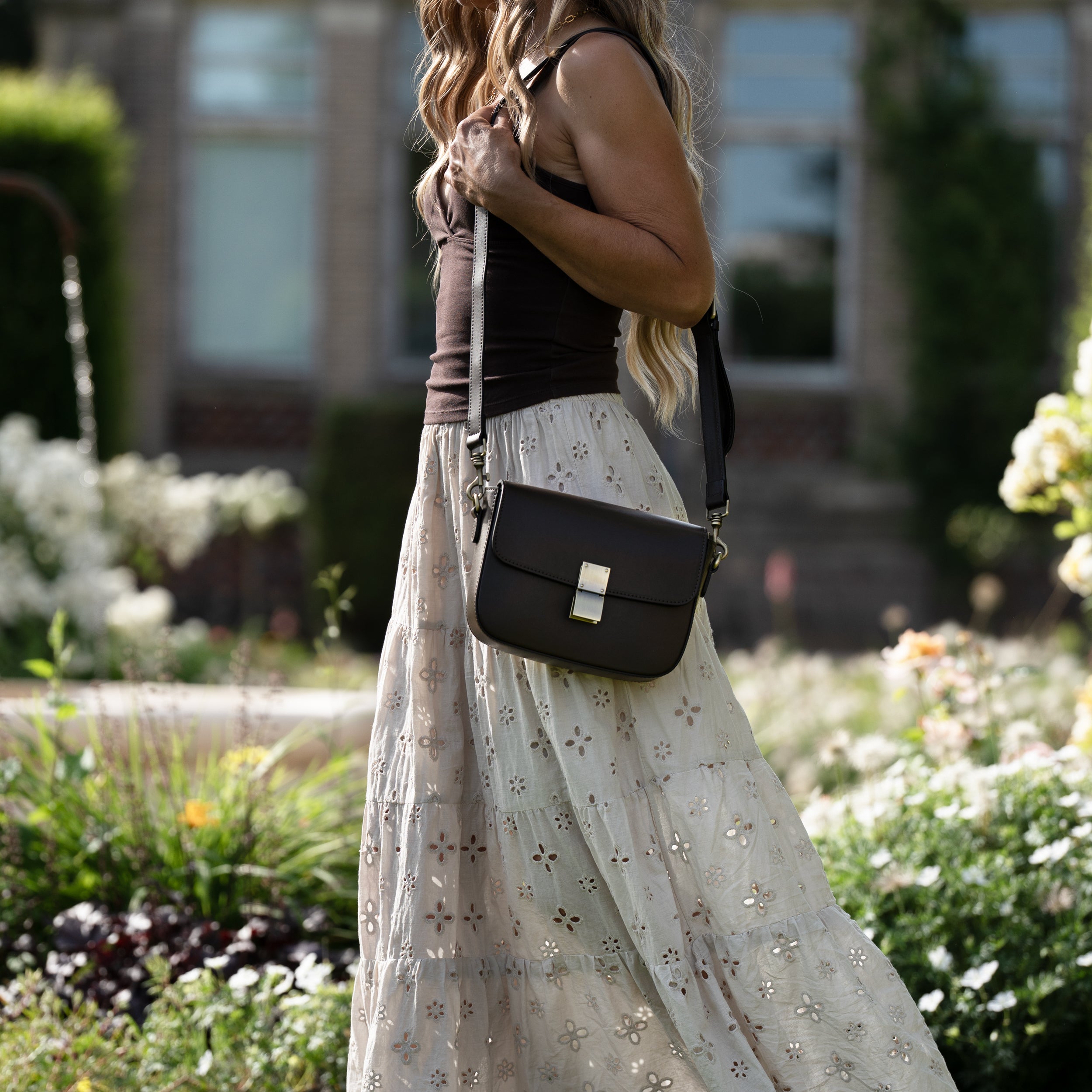 Sac bandoulière en cuir lisse marron - Garance