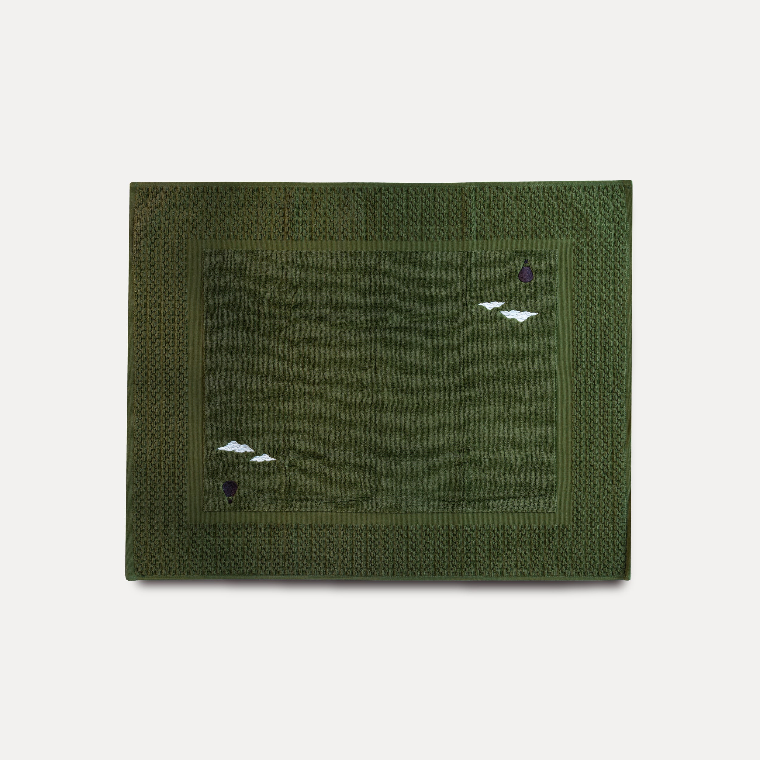 Tapis de bain vert brodé - Traversée des Rêves